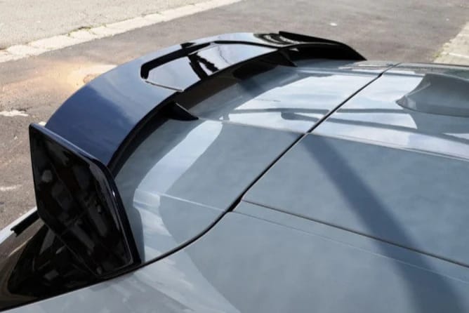 F40 M Performance Wing FD Gloss Black