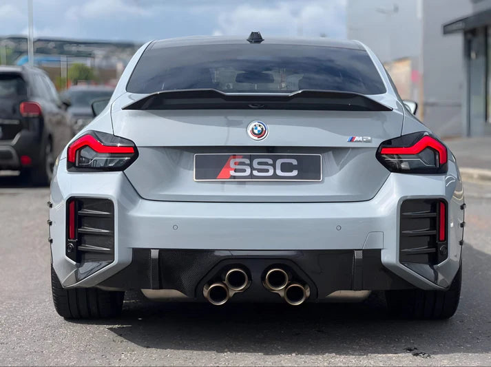 G42 G87 M PERF WING GLOSS BLACK