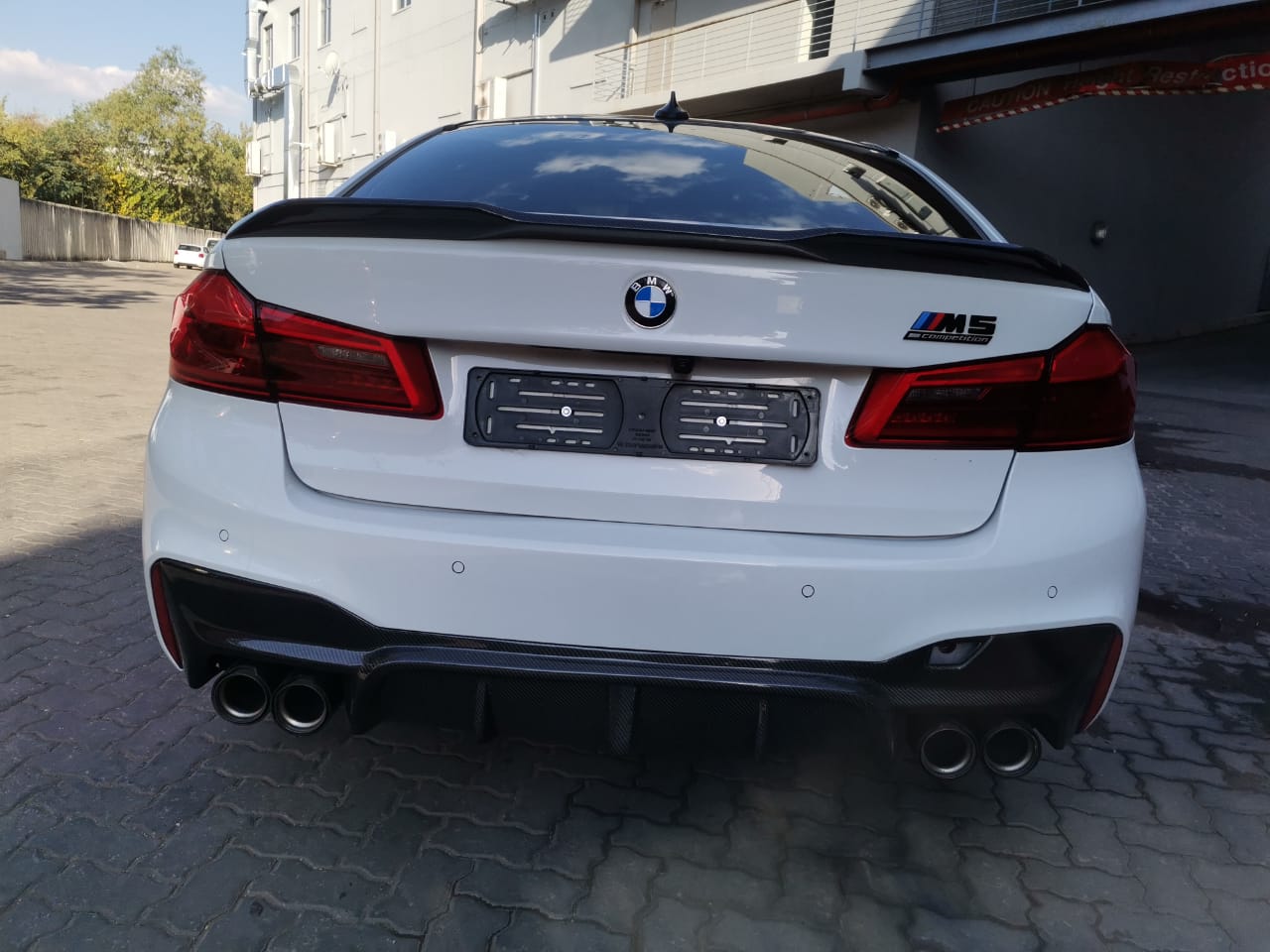 F90 M Performance Tailpieces Silver CF | Carbon | Carbon Fiber