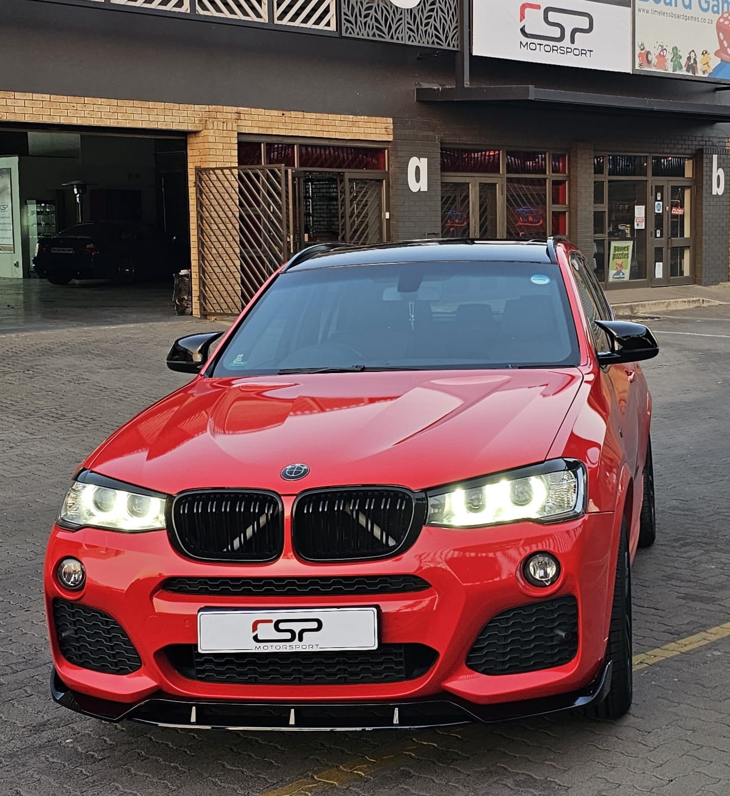 F25 X3 BK FRONT LIP GLOSS BLACK